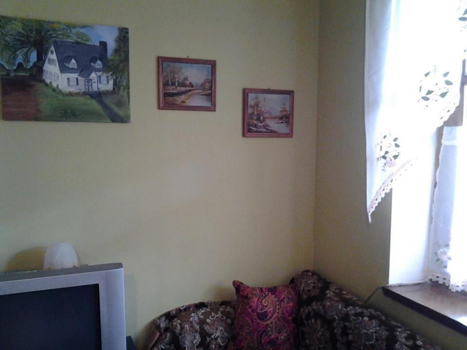 Marine'S Guest House Ananuri Εξωτερικό φωτογραφία